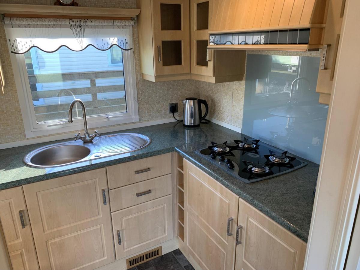 Lovely Static Holiday Caravan Near Whithorn Eksteriør bilde